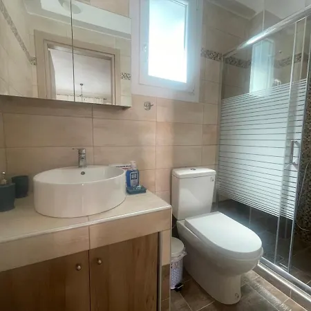 Nastazia Néa Péramos