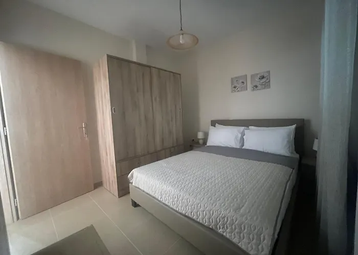 Nastazia Appartamento Néa Péramos